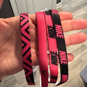 Set of 4 Nike headbands